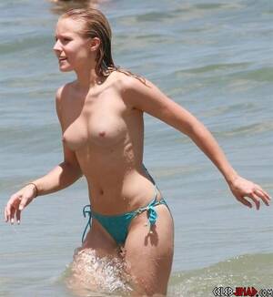 kristen topless beach boobs - Kristen Bell Topless On A Nude Beach