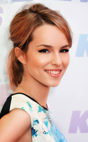 Bridgit Mendler Lesbian Real - Bridgit Mendler - Wikipedia Bahasa Melayu, ensiklopedia bebas