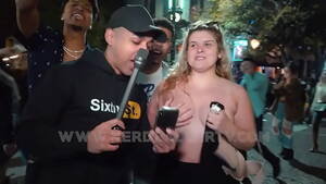 Drunk Public Tits - Girls showing boobs in public to normal people - XVIDEOS.COM
