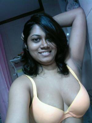 big black indian tits - Big Boobs Indian Aunty Selfshot - Desi Indian Aunty Pics