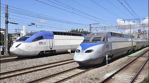 French Train Porn - Korail's KTX-I (í•œêµ­ê³ ì†ì² ë„ ) high speed train based on the French TGV RÃ©seau :  r/TrainPorn