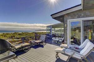 daniella steel's - Property Porn: Danielle Steel's Beach House for $9M - 7x7 Bay Area