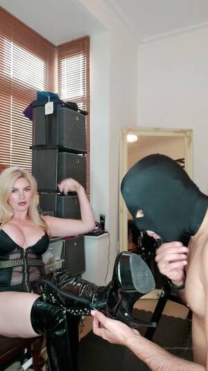 Femdom Domina Mistress - Lady Sara Borgia â€“ Strict Mistress, face slaps, boots, nipples Part 2 â€“  BIRMINGHAM DOMINATRIX AND MISTRESS | Porno Videos Hub