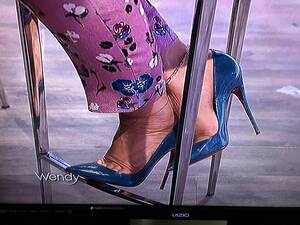 leah remini upskirt - Leah Remini's Feet << wikiFeet