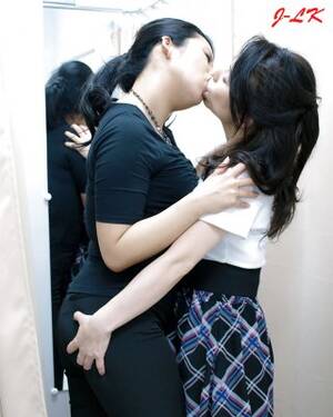 japanese lesbian kiss - Japanese Spit Lesbian Kisses Porn Pictures, XXX Photos, Sex Images #2127412  - PICTOA