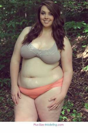 beautiful sexy chubby babes - A Fat Girl Exploring. Very,Very Pretty lady Enjoying the Outdoors !