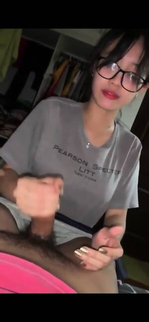 asian nerd dick - Innocent Nerdy Asian Blowjob - EPORNER