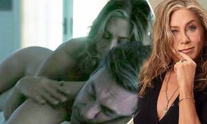 Jennifer Aniston Sex - Jennifer Aniston shares what it was REALLY like filming a steamy sex scene  with Jon Hamm for The Morning Show (hint: she didn't need ANY advice) |  Daily Mail Online