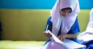 18 School Girls - Creating Neighborhood Schools in Pakistan | Human Rights Watch