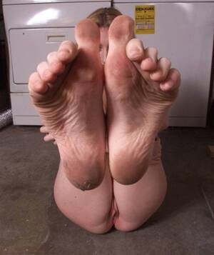 filthy teen feet - Dirty Feet Porn Pics - PornPics.com