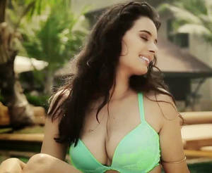 kim sharma hot indian sex movies - Anusha sharma hot sexy booty. colledge girls beach anal