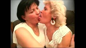 granny lesbians kissing - Lesbian Granny Porn - XVIDEOS.COM