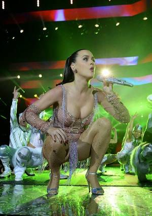 katy perry upskirt ass - 38 Sexiest Pics and Gifs of Katy Perry You Will EVER SEE ~ Humor Pictures 24