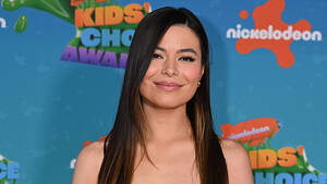 Miranda Cosgrove Shemale Sex - Miranda Cosgrove Through The Years: Photos â€“ Hollywood Life