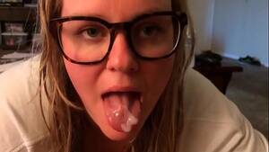 blowjob college swallow - My college girlfriend was cum swallower - XVIDEOS.COM