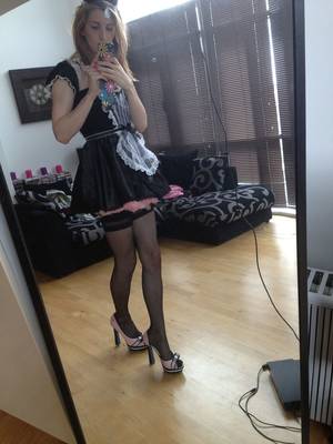 French Maid High Heels Porn - CD maid !