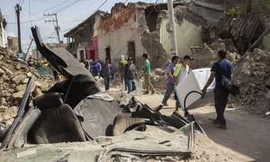 British Schoolgirl Finger Porn - Mexico earthquake: military criticized over search and rescue missions â€“ as  it happened | World news | The Guardian