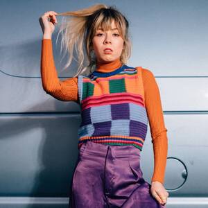 Jennette Mccurdy Porn Comics With Captions - Child star Jennette McCurdy: 'It took a long time to realise I was glad my  mom died' | Children's TV | The Guardian