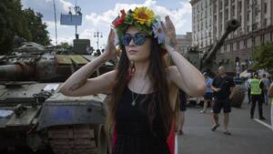 european mature nudists - Nudes for war effort' campaign backs Ukrainian parliament's porn  legalisation bill | Euronews