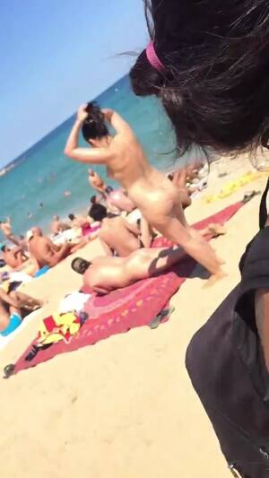 indian topless beach videos - Nude, nudist, beach - video 4 - ThisVid.com em inglÃªs