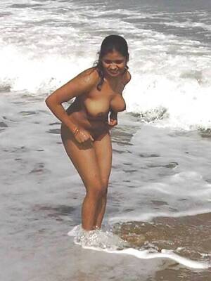 indian nude sunbathing video - Desi naked girls at indian beaches. New porn FREE images.
