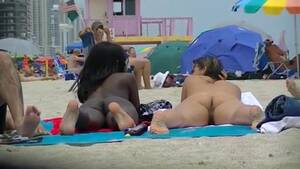 naked people on miami beach - Two naked goddesses on the beach of Miami | voyeurstyle.com