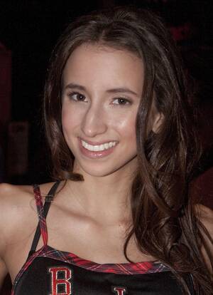 Brunette School Porn - Belle Knox - Wikipedia