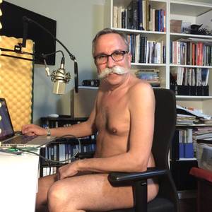 canadian naturists nudism - StÃ©phane DeschÃªnes host of the Naturist Living Show