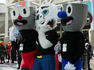 Comicon Cosplay Furry - Cuphead cosplays spotted at LA Comic Con (w/furry) ...