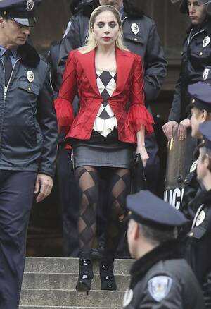 lady gaga - Lady Gaga films 'Joker 2' in New York. Is she Harley Quinn? - Los Angeles  Times