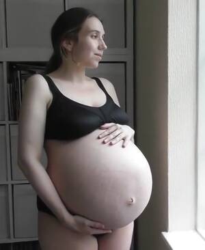 huge pregnant girls - Huge pregnant big belly - ThisVid.com