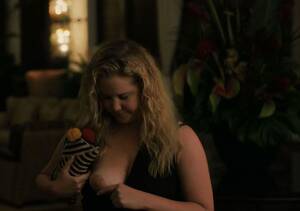 Amy Schumer Lesbian Nude - Amy Schumer Nude Photo and Video Collection - Fappenist