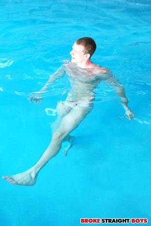 fucking under water - ... Adam Johnny Fuck Underwater from Broke Straight Boys ...