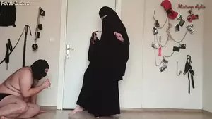 Islamic Slave Porn - Muslim mistress canes fat slave | xHamster
