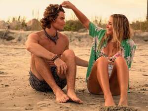 nude beach dreams - Best Teen Shows on Netflix to Watch Right Now - Thrillist