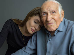 Japan War Camp Porn - Unreleased: 'Unbroken' director Angelina Jolie is photographed with Louis  Zamperini, the subject