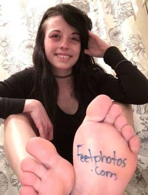 feet amateur - Amateur feet Photo Gallery: Porn Pics, Sex Photos & XXX GIFs at TNAFLIX