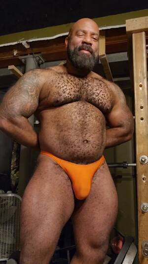 Hairy Bear Porn - HAIRY BEAR POSING IN ORANGE THONG - ThisVid.com