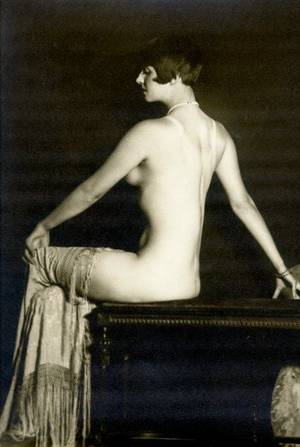 Louise Brooks Porn - Louise Brooks ~ (1906 â€“ 1985) Photo: Alfred Cheney Johnston.