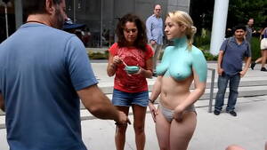 Body Painting - Topless woman in NYC for public Body Painting part 1 - XVIDEOS.COM