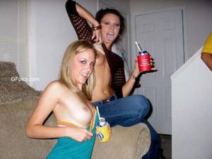 amateur homemade sex parties - Drunk teens fucked on homemade party