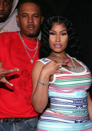 Nicki Minaj Porn Feet - Nicki Minaj Calls Boyfriend Kenneth Petty Her 'Husband'