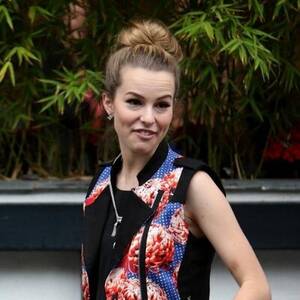 Bridgit Mendler Lesbian Real - Bridgit Mendler LA (@bmendlerLA) / X