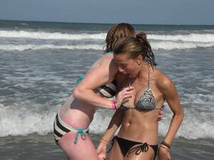 friends on nude beach - Its not a good idea to try to take beach photos with your clumsy friends.  She tripped and fell over on me. : r/funny