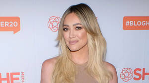 Hilary Duff Porn - Hilary Duff Asks Disney to Move 'Lizzie McGuire' Revival to Hulu