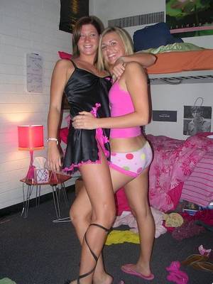 girlfriend homemade sex - Teenage Decadence Picture Gallery of Teen BFF Party Girls