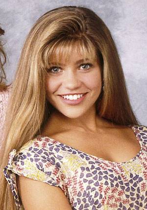 Boy Meets World Topanga Tits - 'Boy Meets World': Danielle Fishel engaged, graduates college