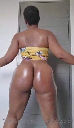 Amazing Ass Shake Porn - AFRICAN EBONY ASS SHAKING - ThisVid.com