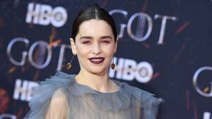 latina porn star emilia clarke - Emilia Clarke describes pressure to do nude scenes to appease 'Game of  Thrones' fans - Good Morning America