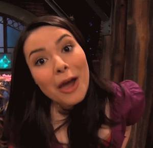 Noah Munck Icarly Porn - Miranda cosgrove gif | Pretty face is pretty